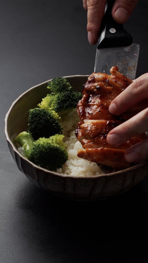 Chicken Barbecue and Broccoli on a Rice Bowl