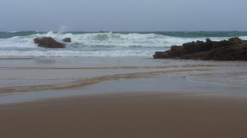 Crashing Waves at the Beach 