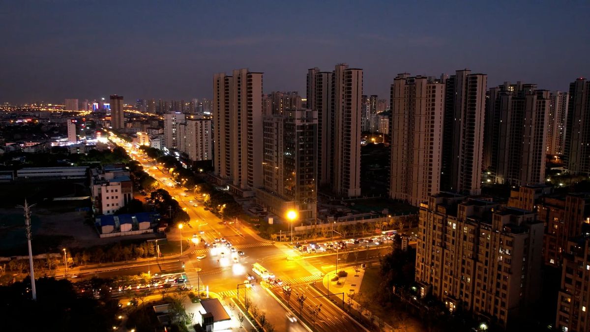 有关chengdu, city, clouds drifting by, mist, night scene, time lapse ...